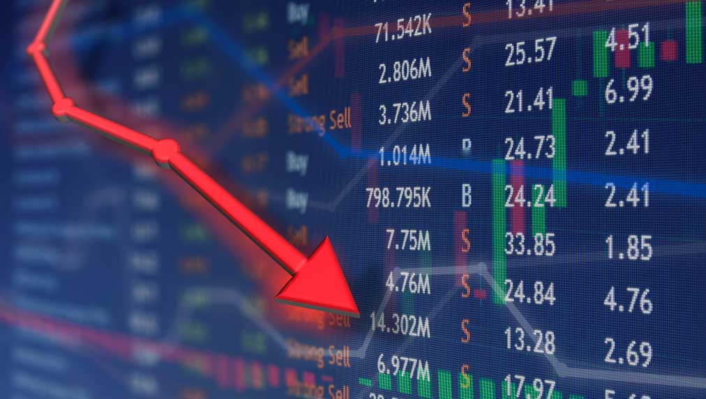 "Market Update: Dow Sinks, Yields Rise, and AT&T Data Breach"