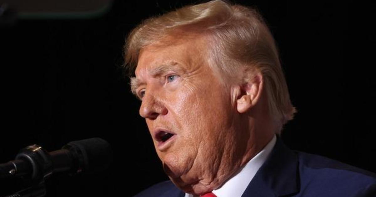 Trump's Attorneys Seek Delay in Federal Trial, Citing 2024 Election