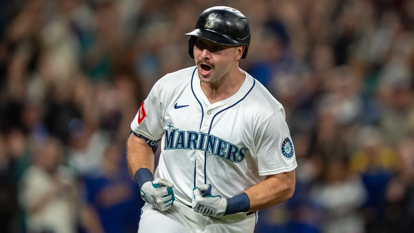 Featured image for Cal Raleigh Hits 60th Homer as Mariners Clinch AL West