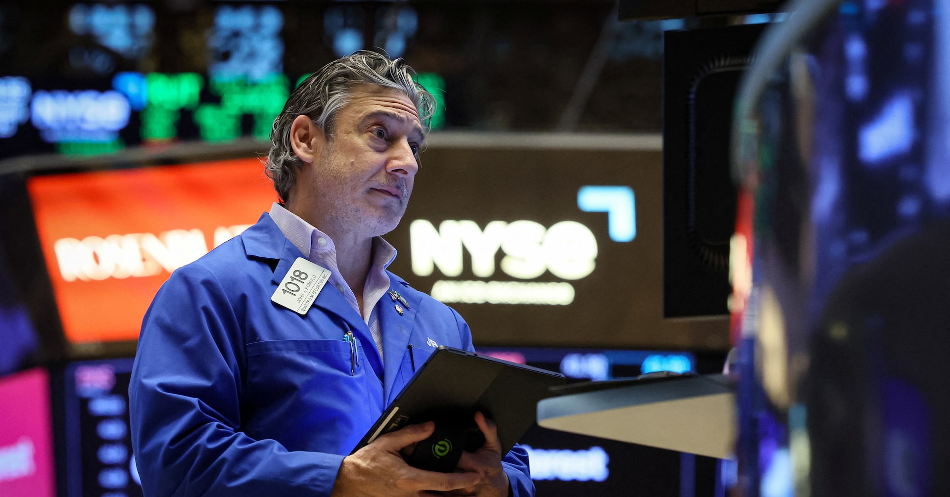 Markets Stall as Investors Await Key Inflation Data