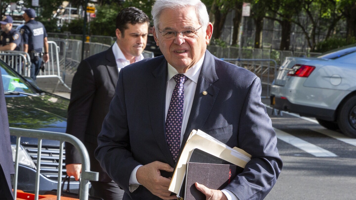 Featured image for "Prosecutors Spotlight Financial Struggles and Key Texts in Menendez Bribery Trial"