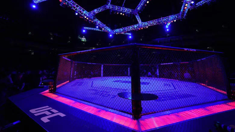 London Fight Night delivers finishes as Evloev-Murphy headlines