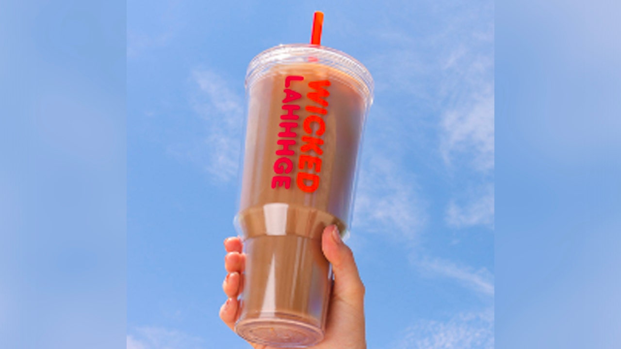 Featured image for Dunkin' Unveils 40-Ounce 'Wicked Lahhhge' Tumbler