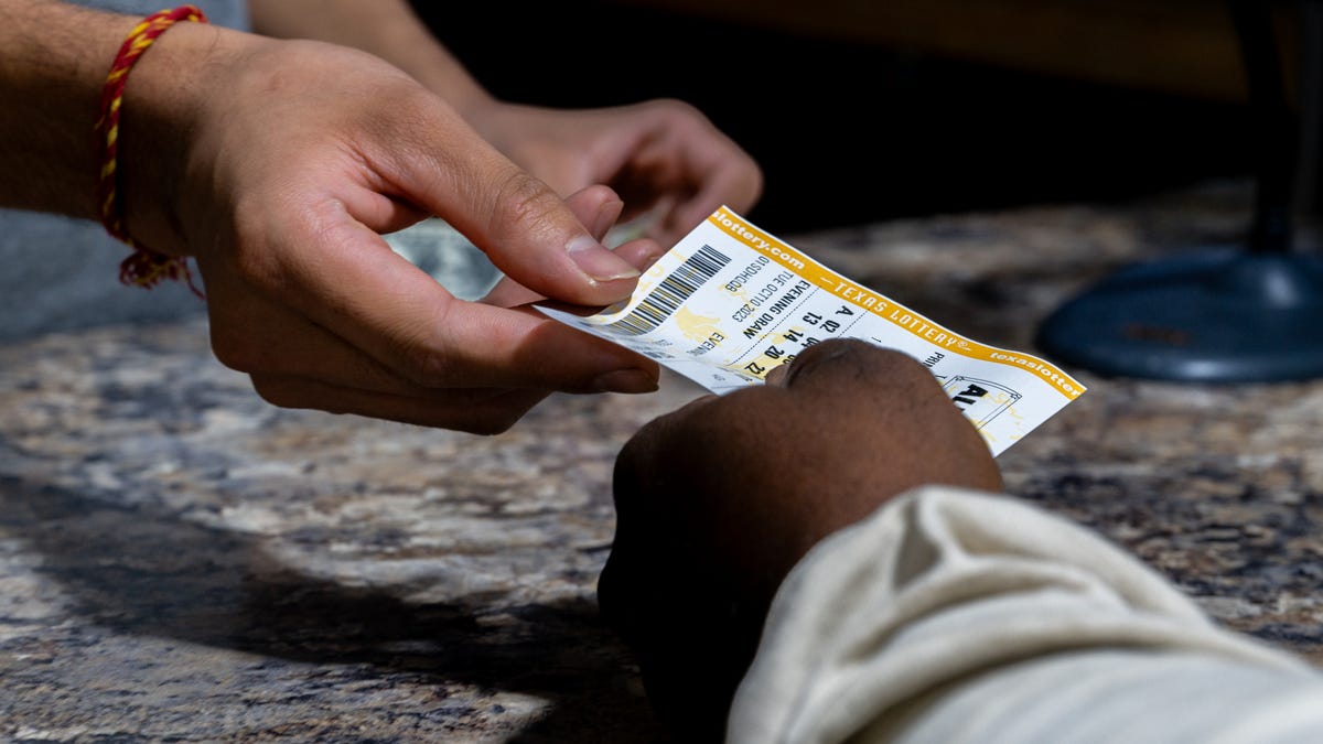 Powerball Jackpot: Monday's Winning Numbers and Winner's Reaction