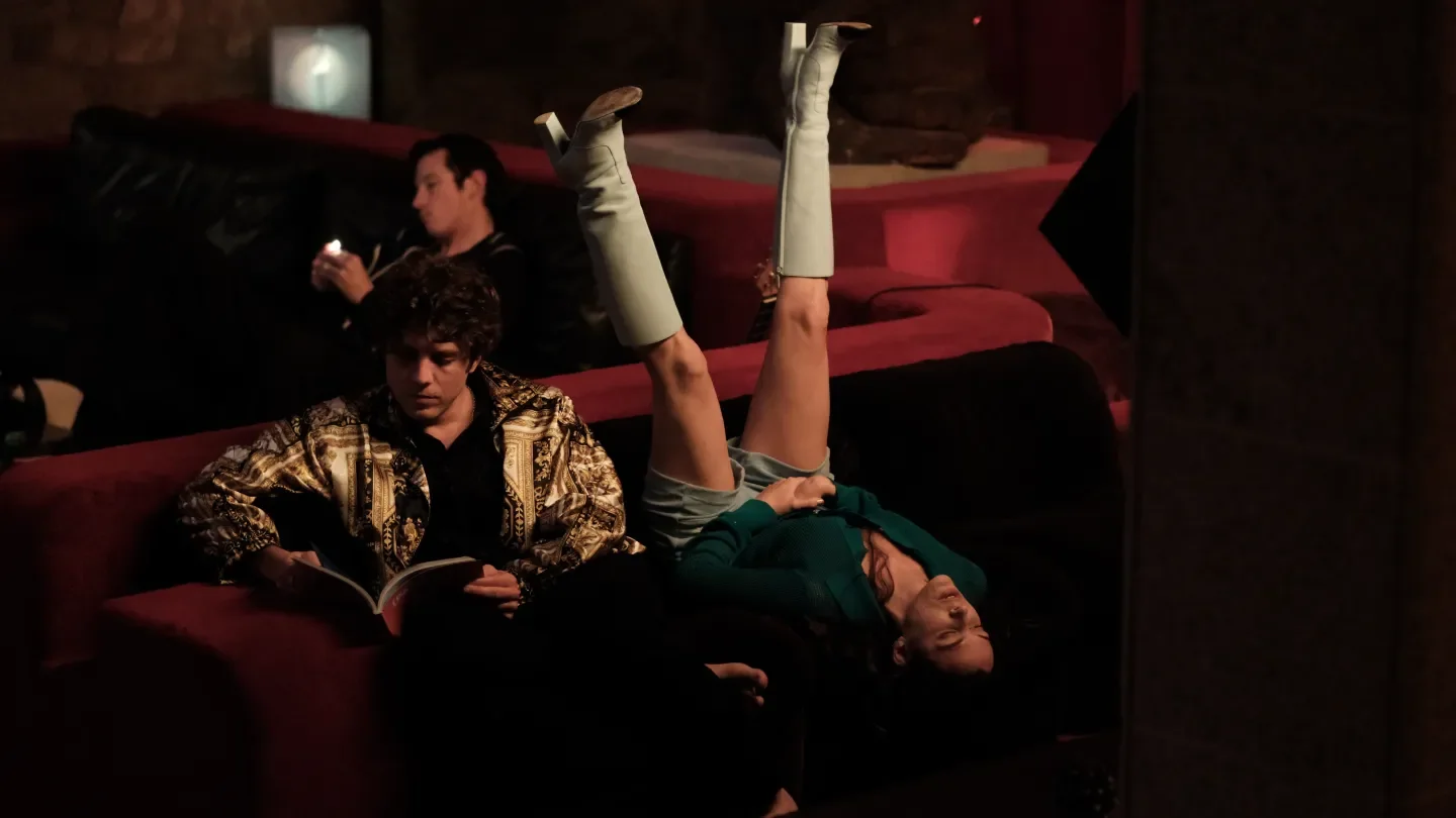 Pruning Privilege: a sharp, stylish dive into a decadent family