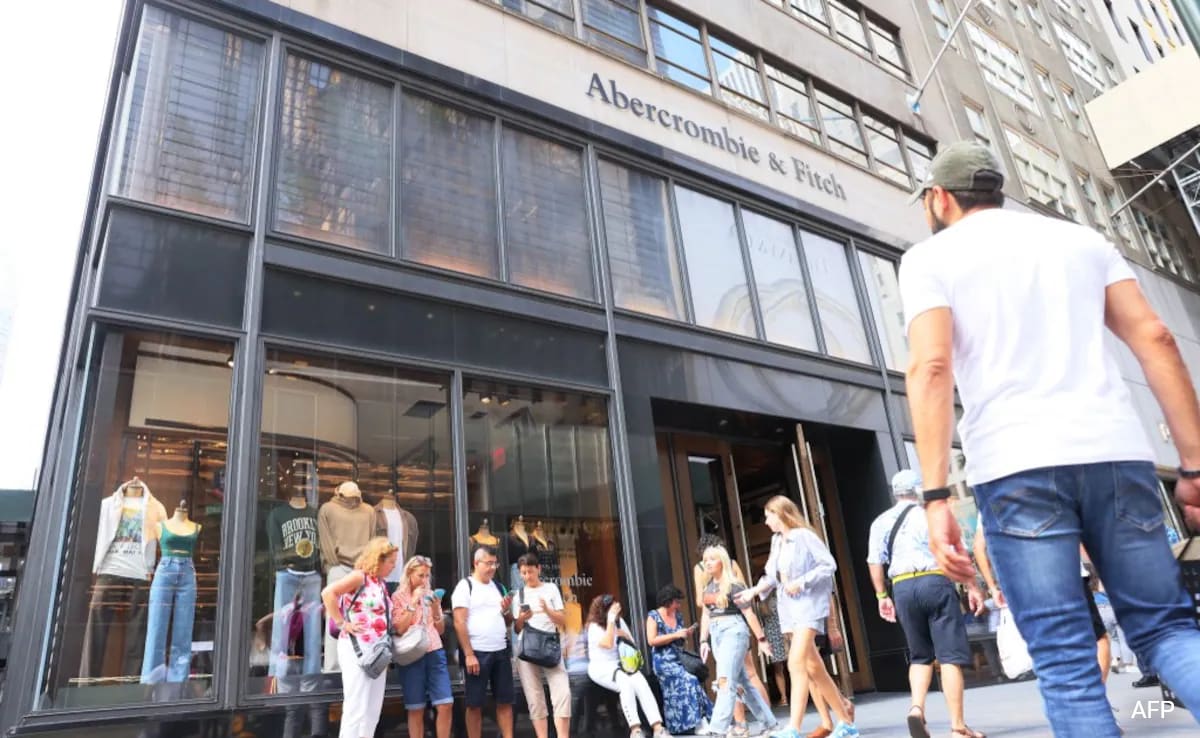 Featured image for Former Abercrombie And Fitch CEO Faces FBI Probe for Sex Abuse and Trafficking Allegations