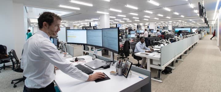 Featured image for "Hedge Funds Bet Big on Oil Markets, Fueling Bullish Sentiment"