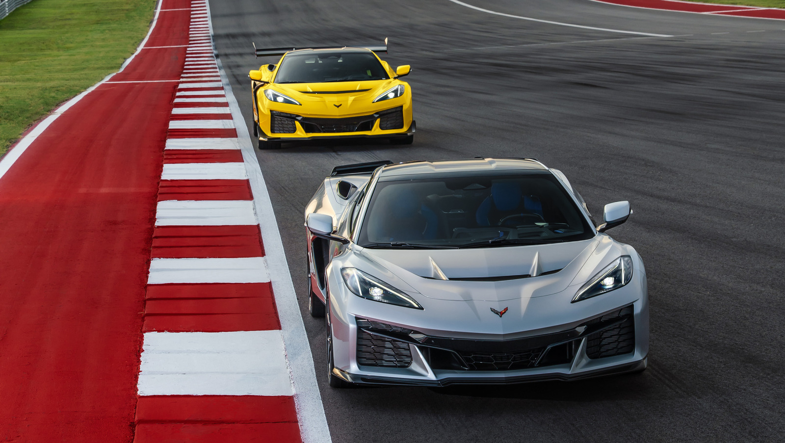 Featured image for Corvette ZR1X Could Surpass 1,250 Horsepower and Break Nürburgring Records