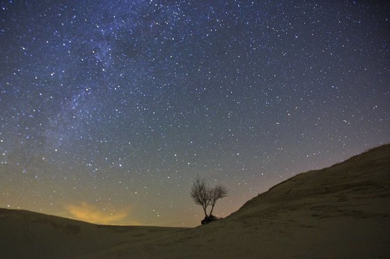 "Stargazing enthusiasts rejoice as Sleeping Bear Dunes star parties make a comeback this fall"