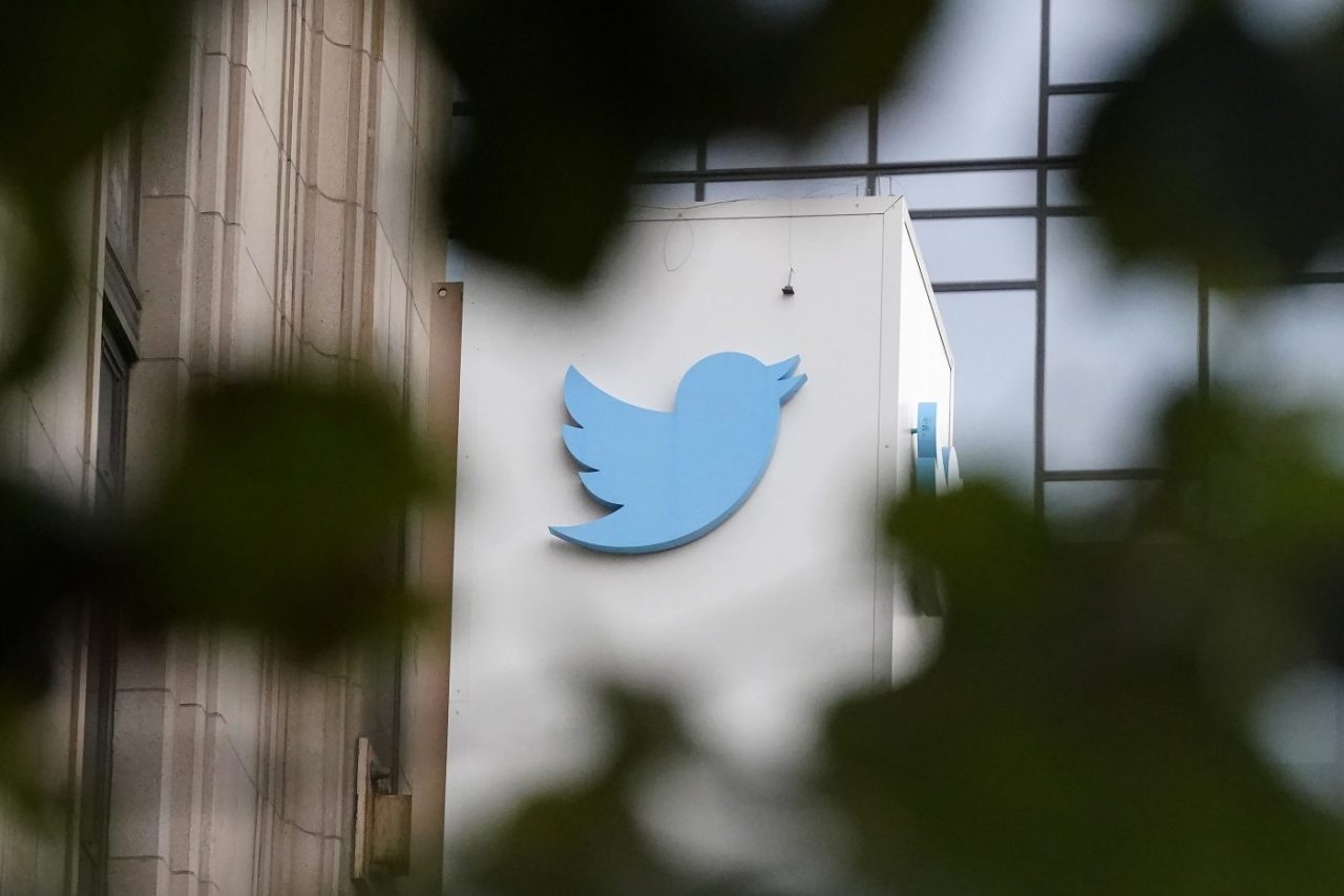 Twitter's Paid Subscribers Can Now Tweet Up to 10,000 Characters with Twitter Blue.