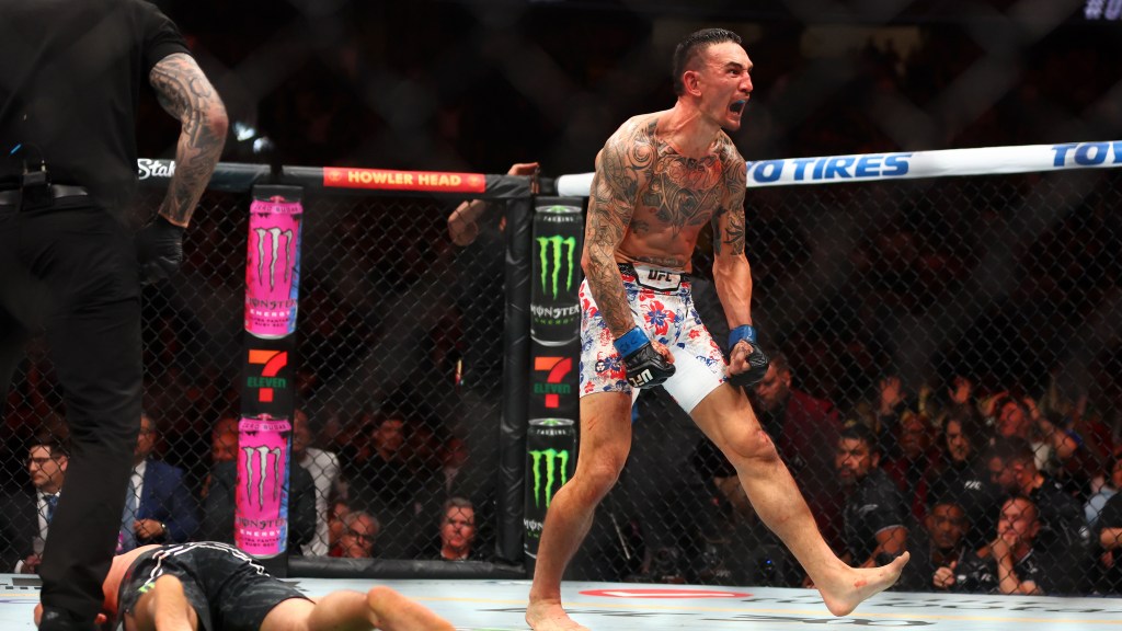 Featured image for "Joe Rogan Declares Max Holloway's UFC 300 Finish as 'Greatest Knockout Ever'"