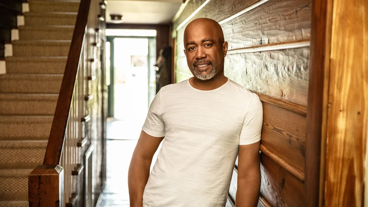 Featured image for Darius Rucker's Memoir: Music, Family, and Healing from Past Traumas