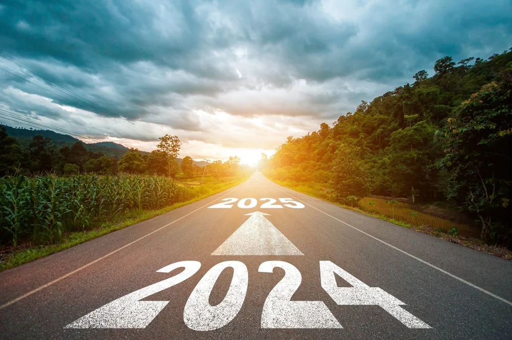 Saxo Bank's Bold 2025 Predictions: Dollar Crash and Nvidia Surge