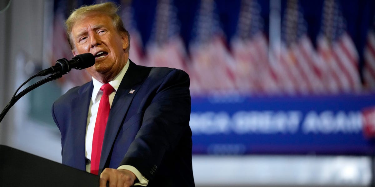 "Trump Urges Conservatives to Embrace Defeat of Border Security Bill and Promises Aggressive Immigration Crackdown"