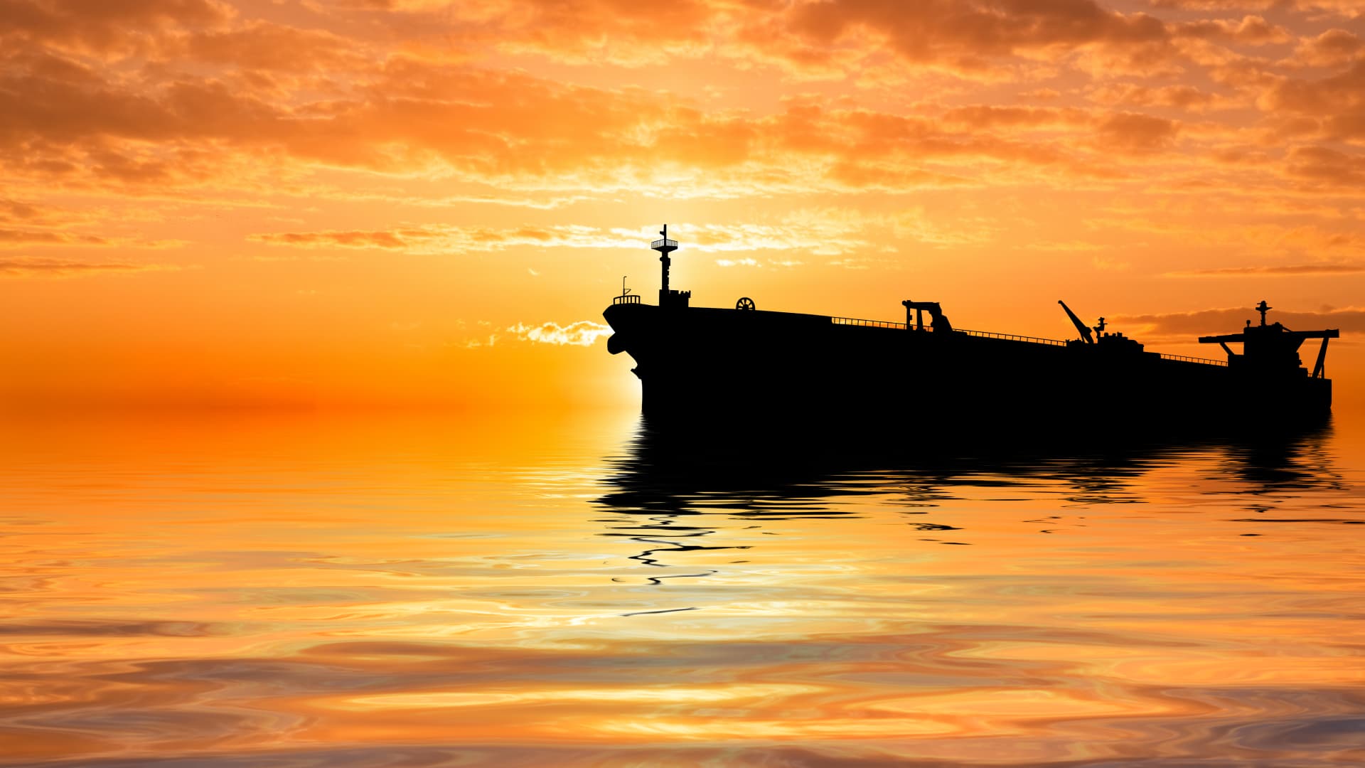 Featured image for Oil Prices Climb Amid U.S. Sanctions and Venezuela, Russia Supply Worries