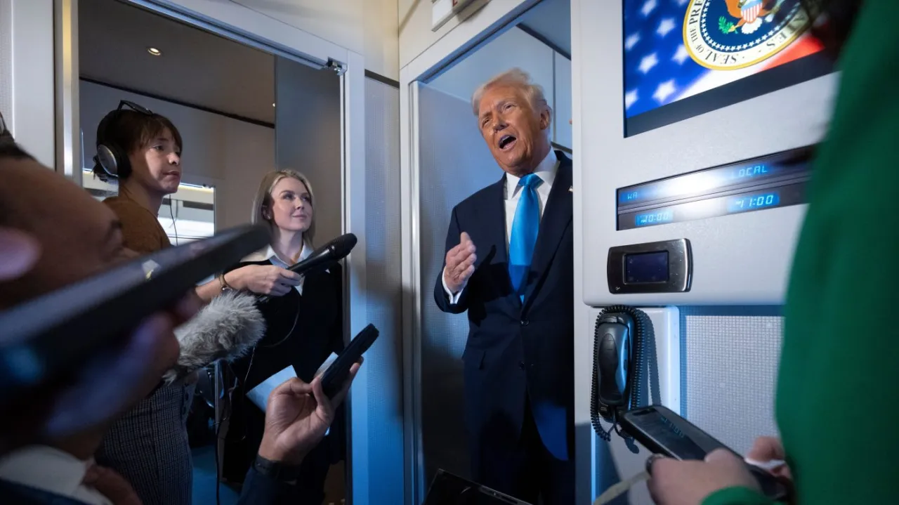 Featured image for Trump Orders Pentagon to Resume Nuclear Weapons Testing