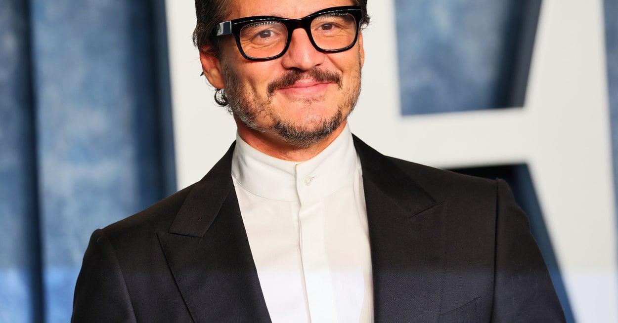 Pedro Pascal on 'The Last of Us', 'The Mandalorian', and Being Dubbed the Internet's "Daddy"