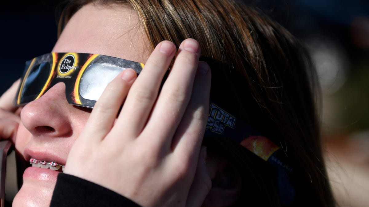 "Choosing Safe Solar Eclipse Glasses: A Complete Guide"