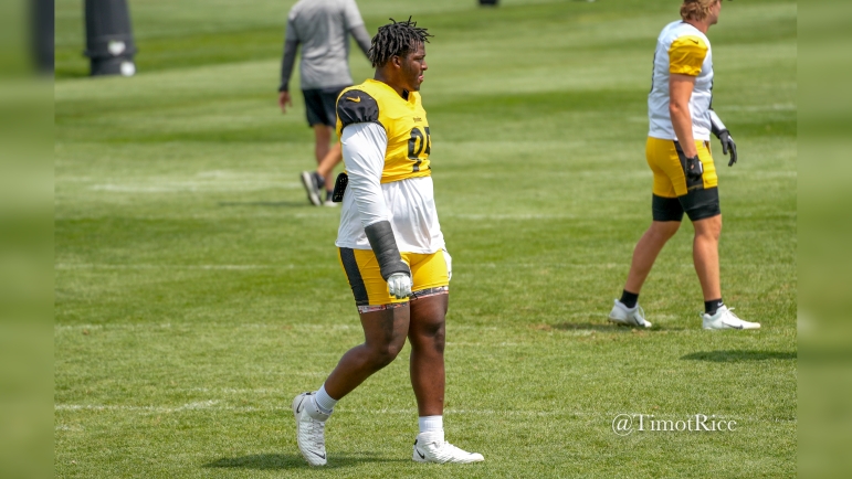 Featured image for Steelers' Roster Update: Benton Returns, Herbig Injured, Jones Earns Starting Spot