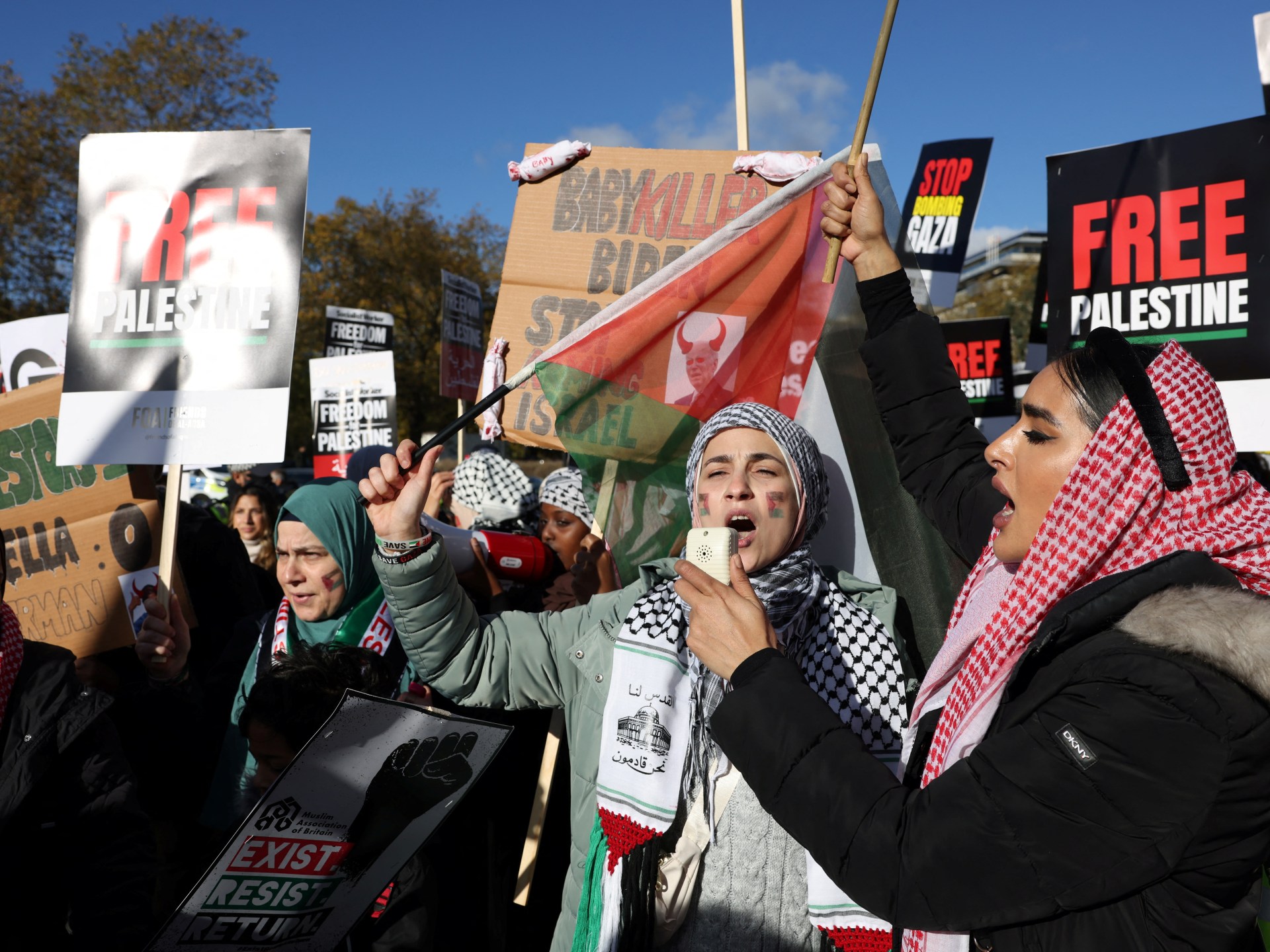 "Pro-Palestine March in London Calls for End to Gaza Bombing"