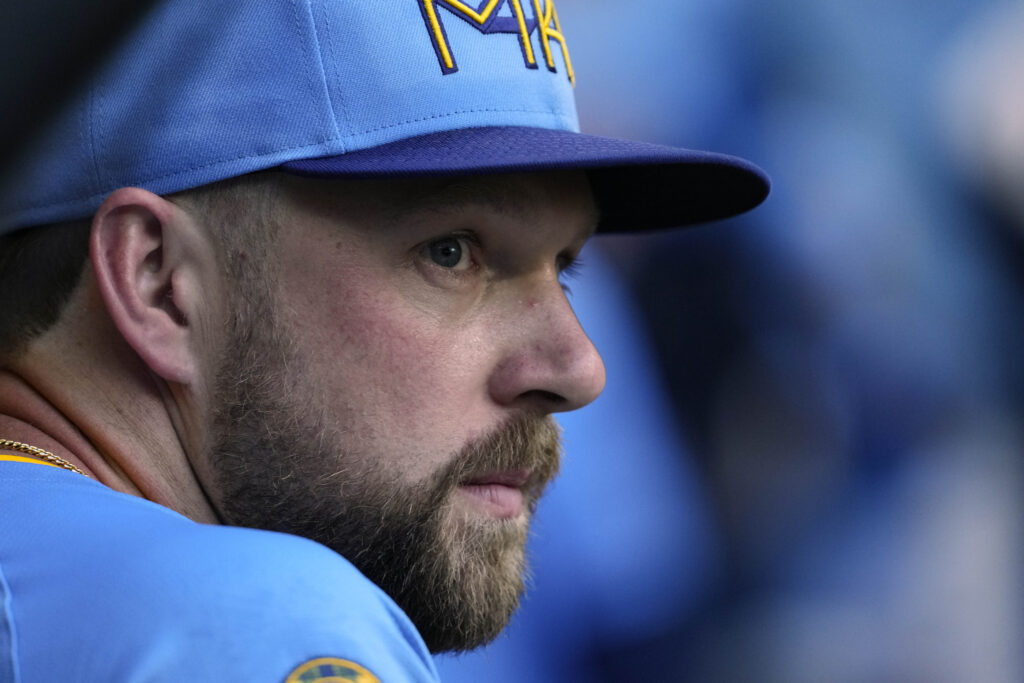 Featured image for Brewers' Rhys Hoskins to Miss Six Weeks with Thumb Injury