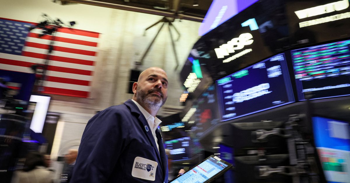 "Wall Street Surges on Optimism of Peak Interest Rates and Strong Earnings"
