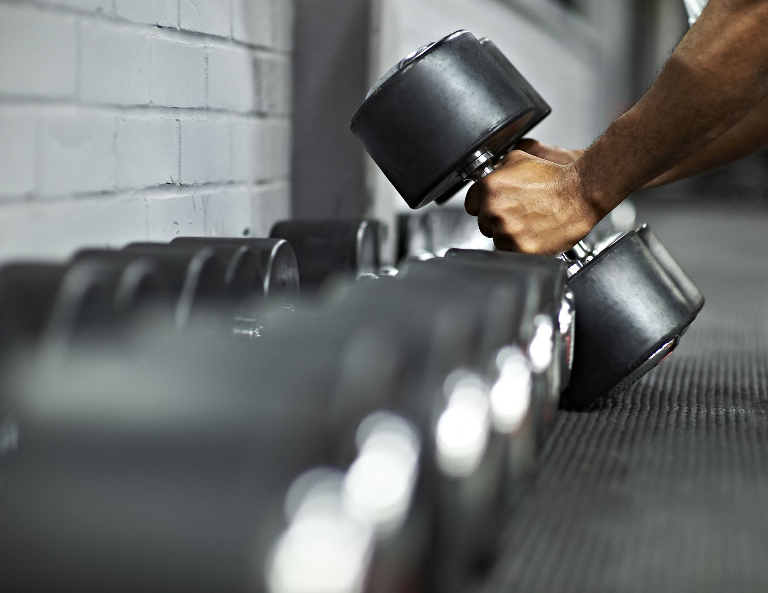 "Unlocking the Power of Supplements for Maximum Muscle Growth"