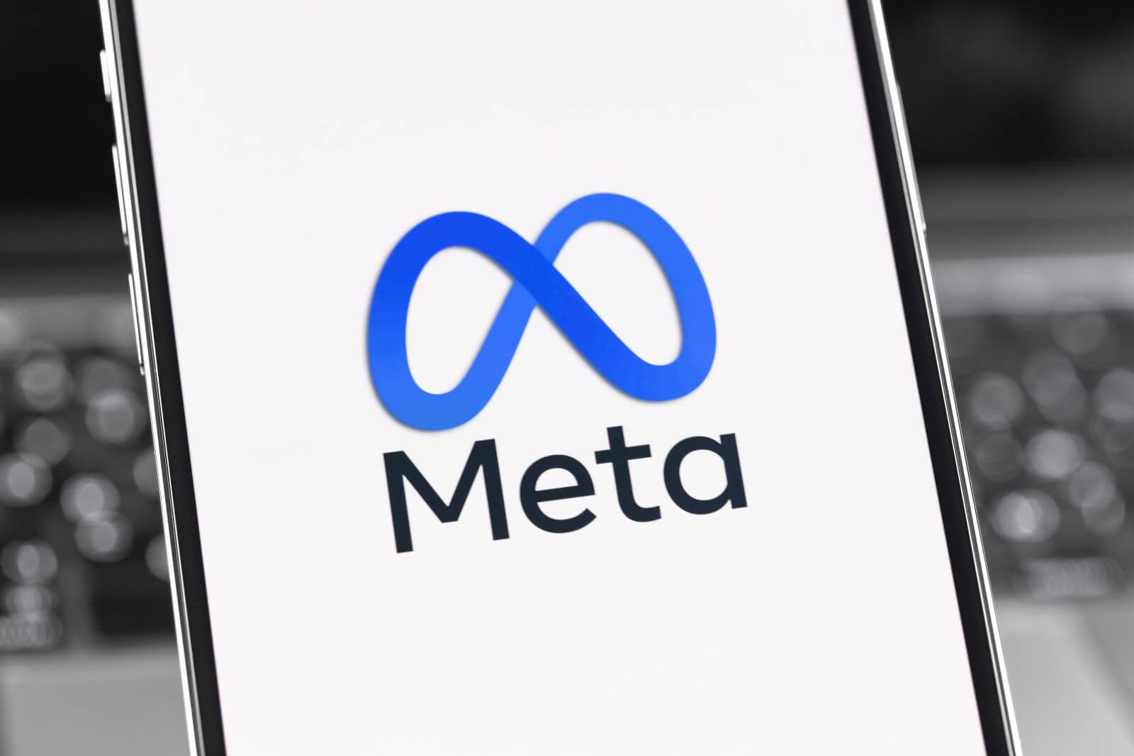 Featured image for Meta's Stock Tumbles Amid Spending and AI Concerns