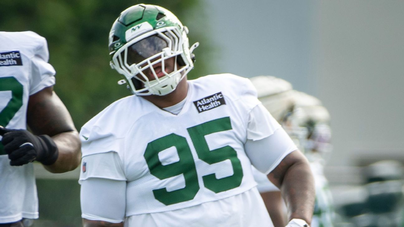 Featured image for Jets' Quinnen Williams sidelined 1-2 weeks with calf injury