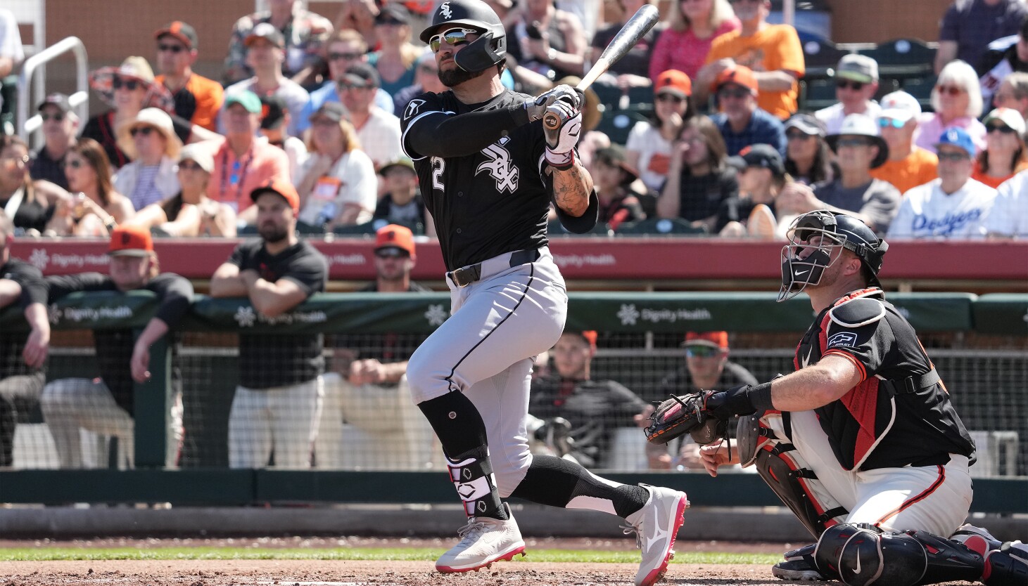 Featured image for "White Sox ink Kevin Pillar to Major League Contract"