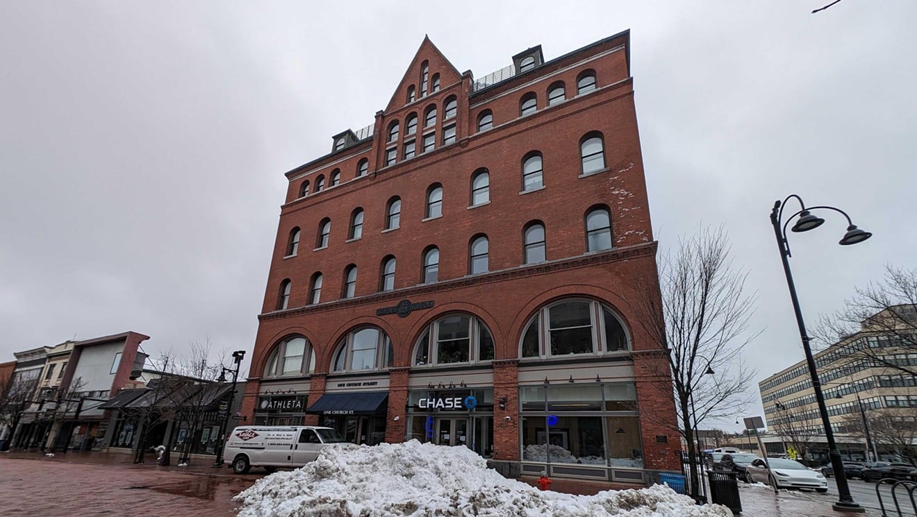 Featured image for Manhunt for Arsonist at Sen. Bernie Sanders' Burlington Office