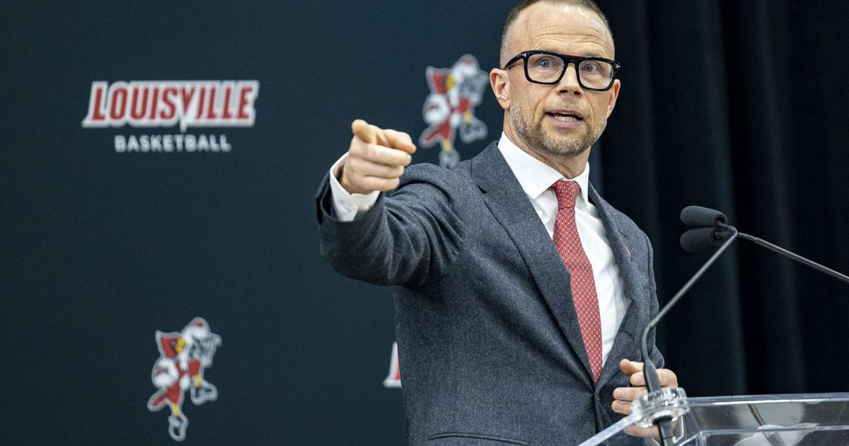 Featured image for "Louisville's New Coach Pat Kelsey: Vision, Passion, and Expectations"