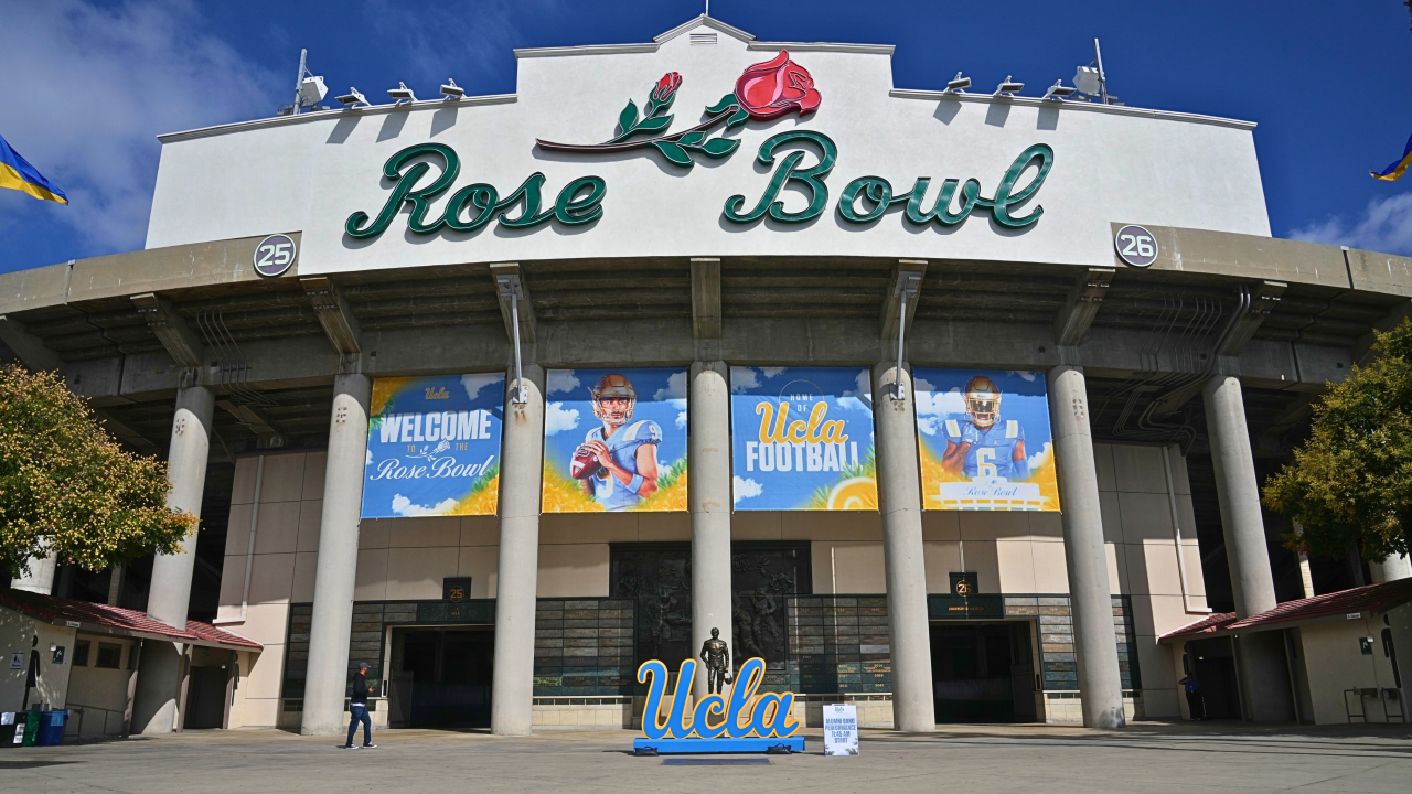Featured image for Rose Bowl and Pasadena sue UCLA to keep football games at historic stadium