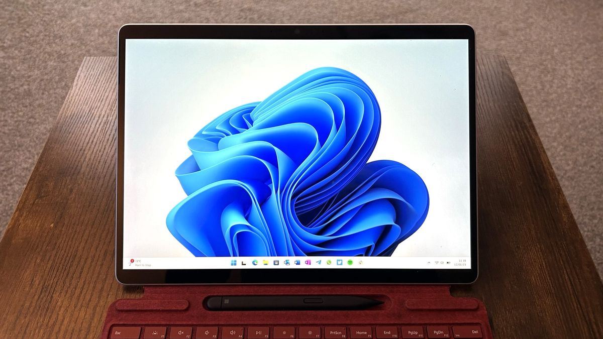 Featured image for Debunking Windows 11's alleged irreparable issues and other Microsoft OS problems.