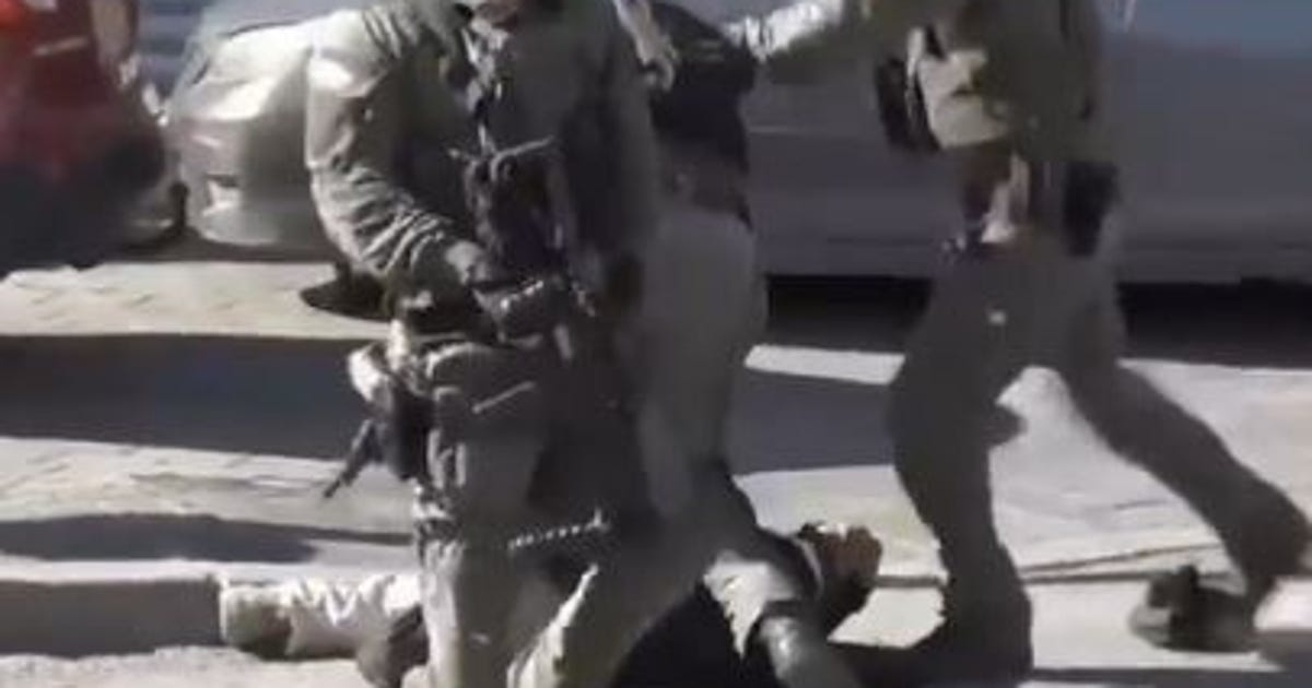 Featured image for Israeli Security Forces Assault Arab Journalist in East Jerusalem