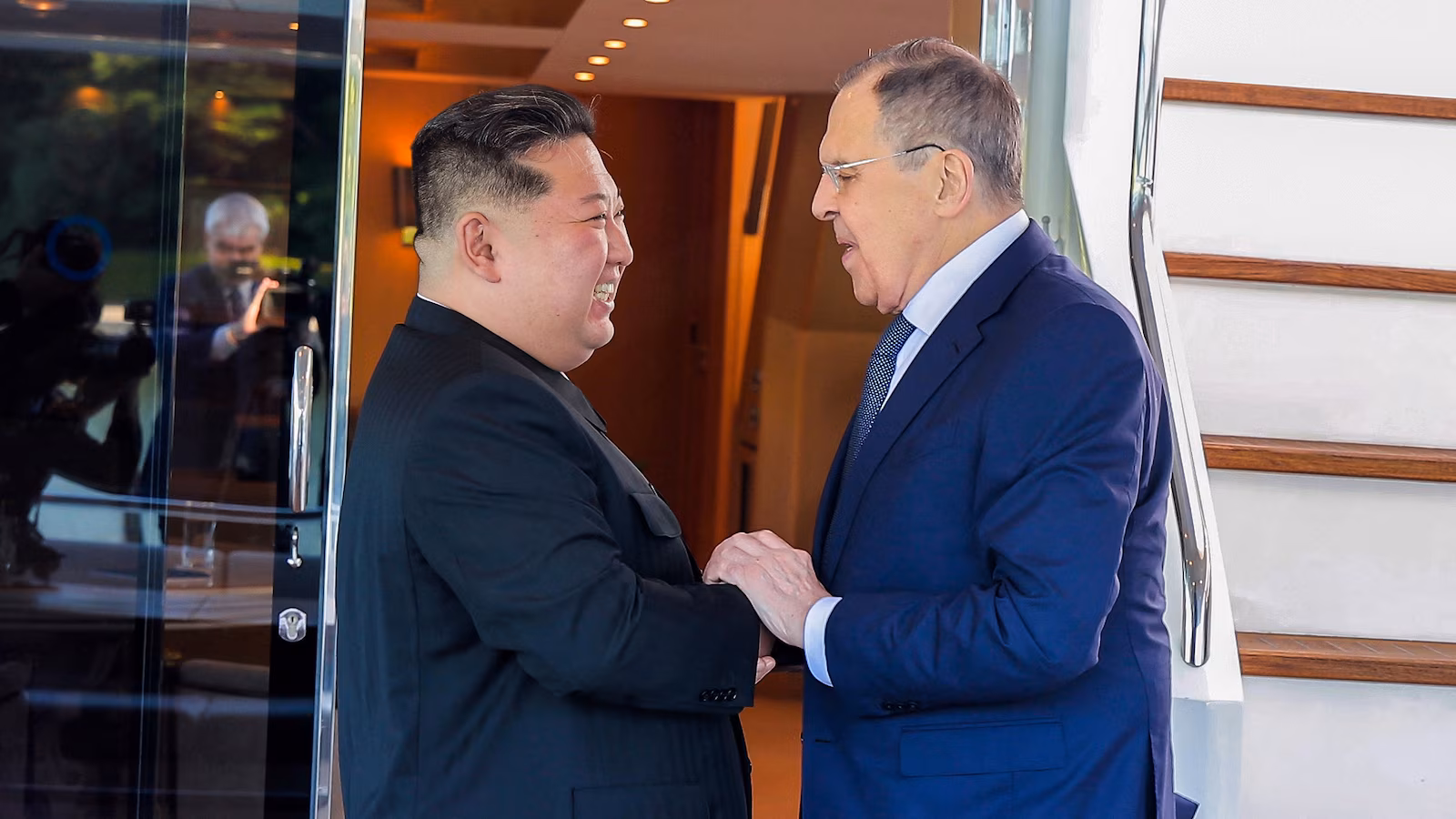 North Korea Affirms Unconditional Support for Russia Amid Regional Tensions