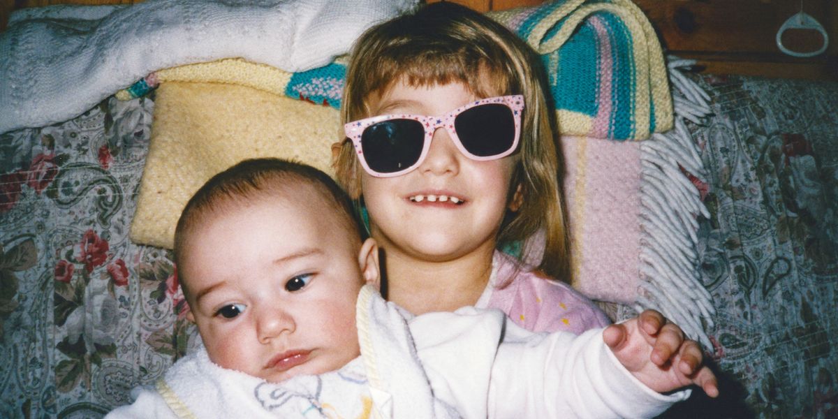 "The Truth About 'Eldest Daughter Syndrome': Surprising Findings from a New Study"