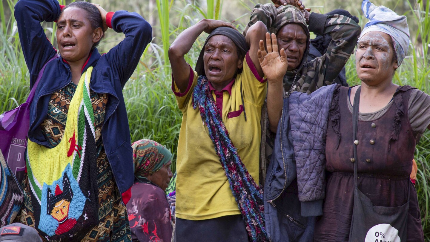 "2,000 Feared Buried in Papua New Guinea Landslide, Rescue Efforts Continue"