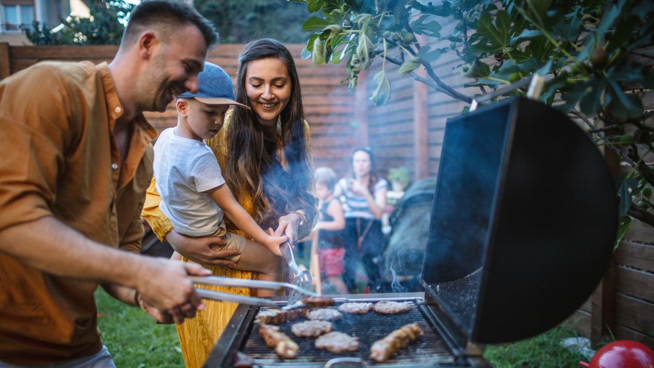 "Memorial Day Cookout Costs Surge Amid High Inflation"