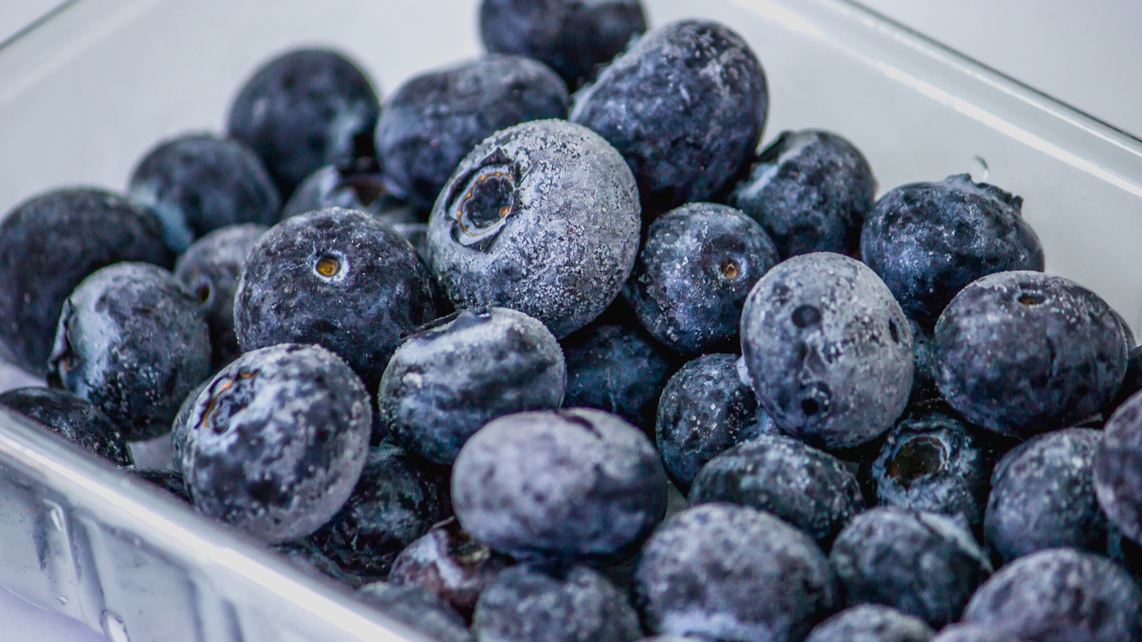 Featured image for The Surprising Benefits of Frozen Blueberries for Your Health