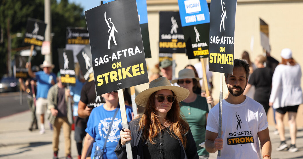 Negotiations Resume as Actors and Studios Seek Resolution