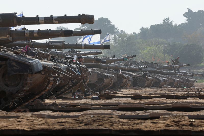 "Israel Commences Partial Troop Withdrawal, Adjusts Strategy in Gaza Conflict"