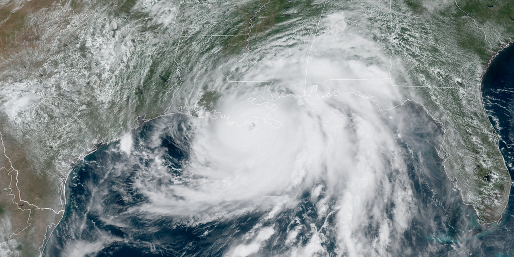 Experts divided on 2023 hurricane season outlook