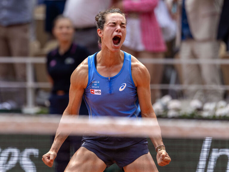 Featured image for Unranked French Player Lois Boisson Stuns Pegula at French Open