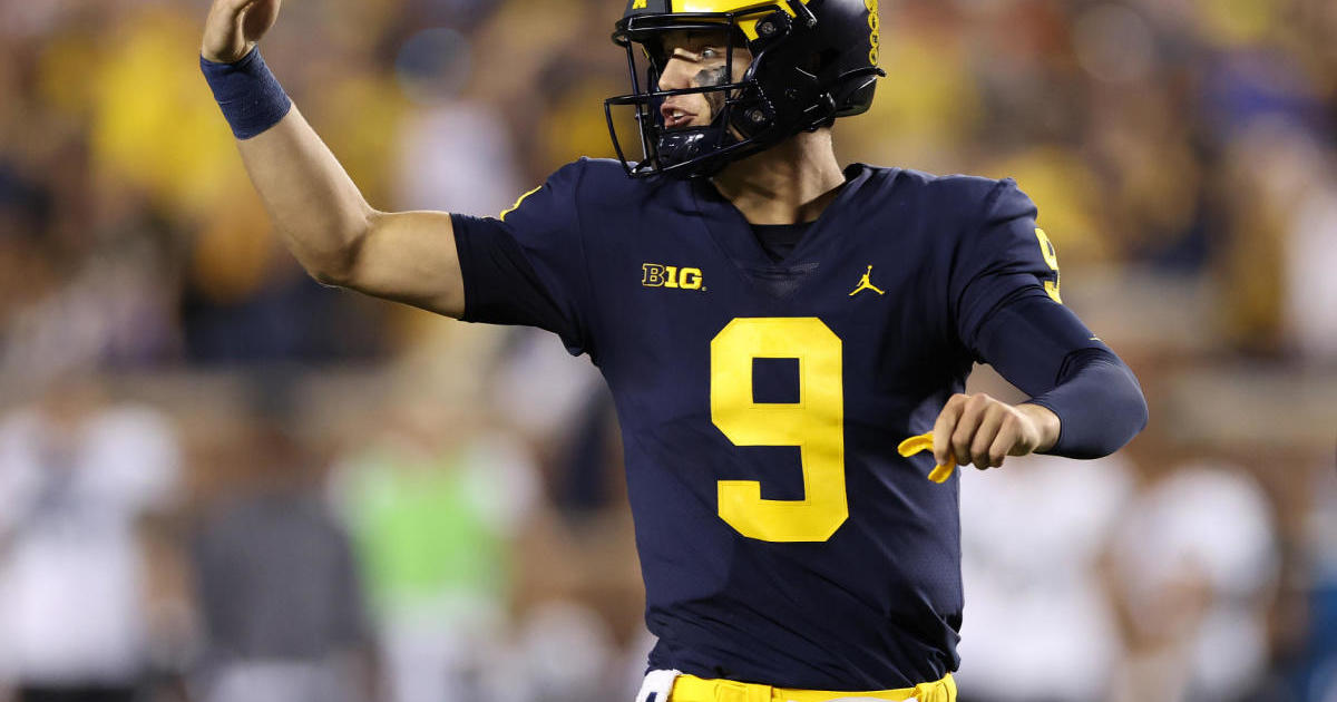 Featured image for "The Epic Showdown: Ohio State vs. Michigan - A Rivalry for the Ages"