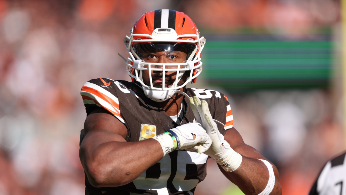 Featured image for Myles Garrett Calls for T.J. Watt's Apology Over DPOY Snub
