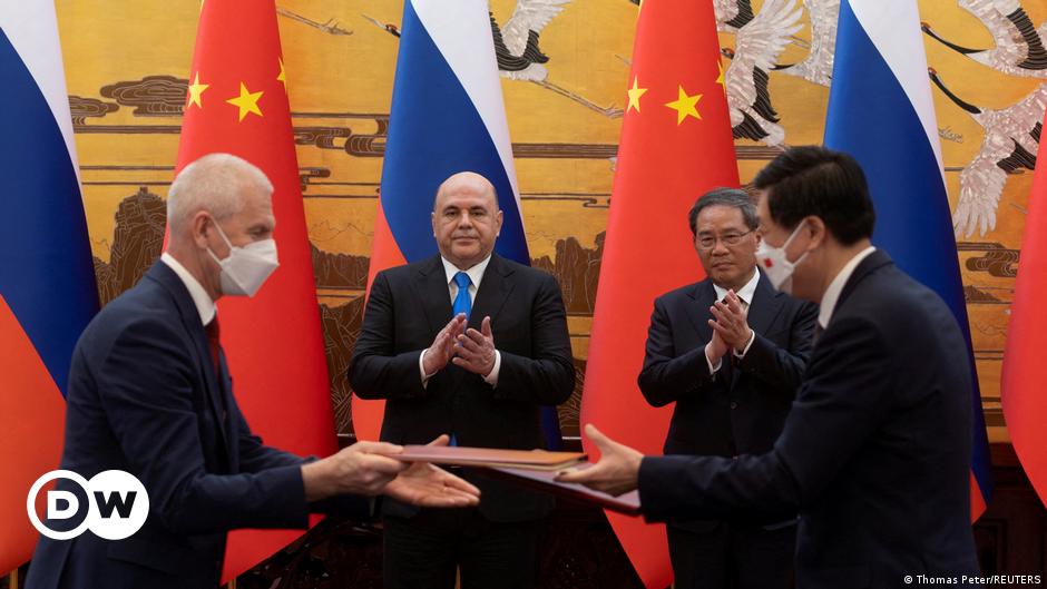 China and Russia strengthen ties amidst global tensions.