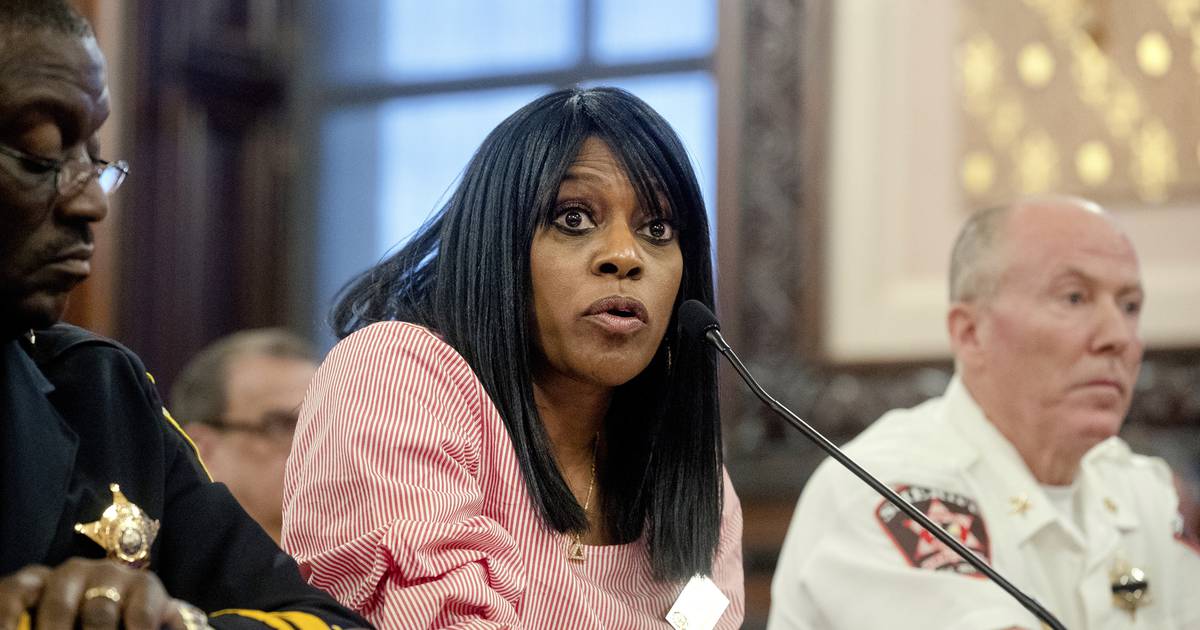 Illinois NAACP President Faces Backlash for Offensive Comments on Migrants