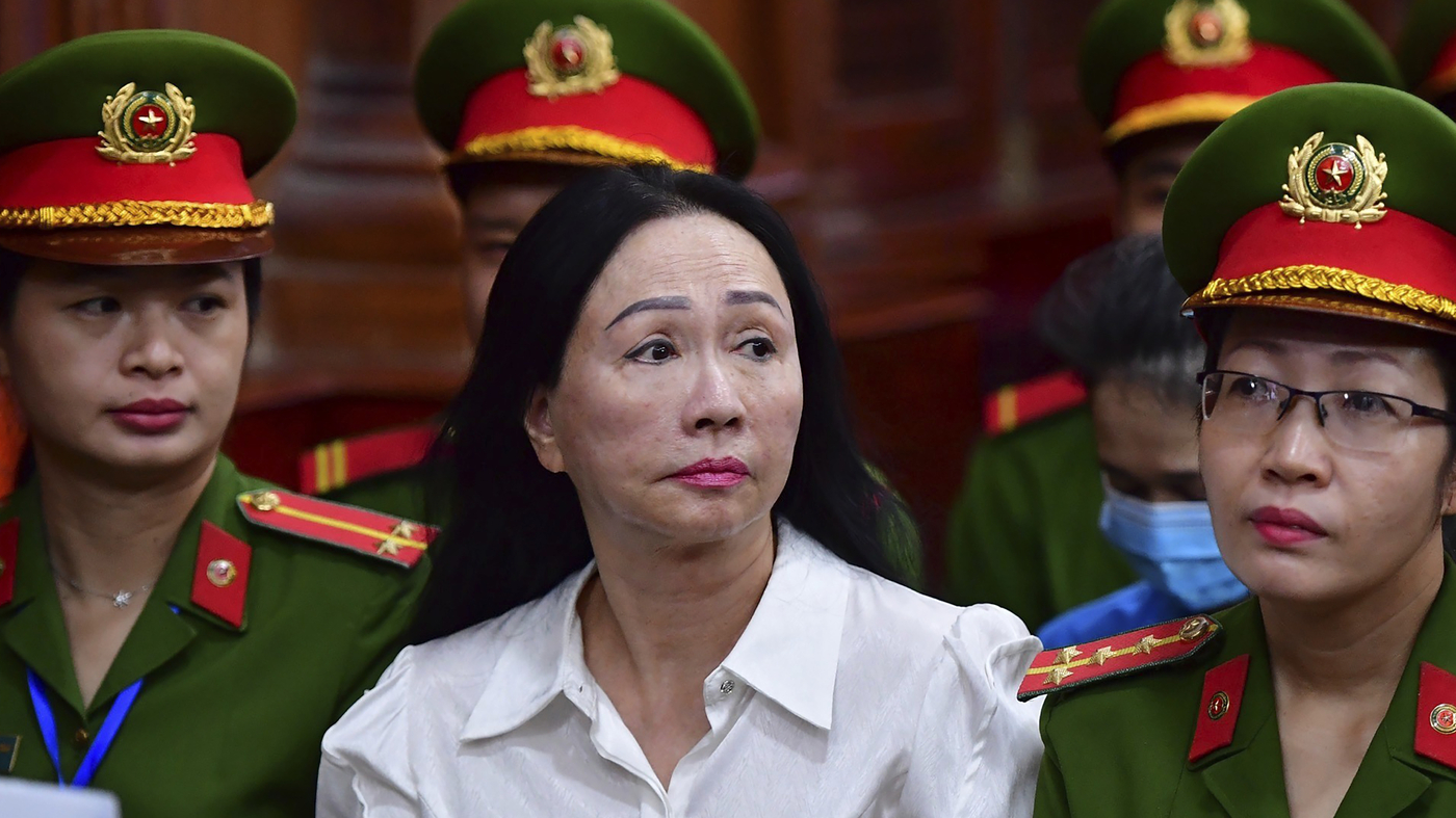 "Vietnamese Billionaire Sentenced to Death in Record $44 Billion Fraud Case"