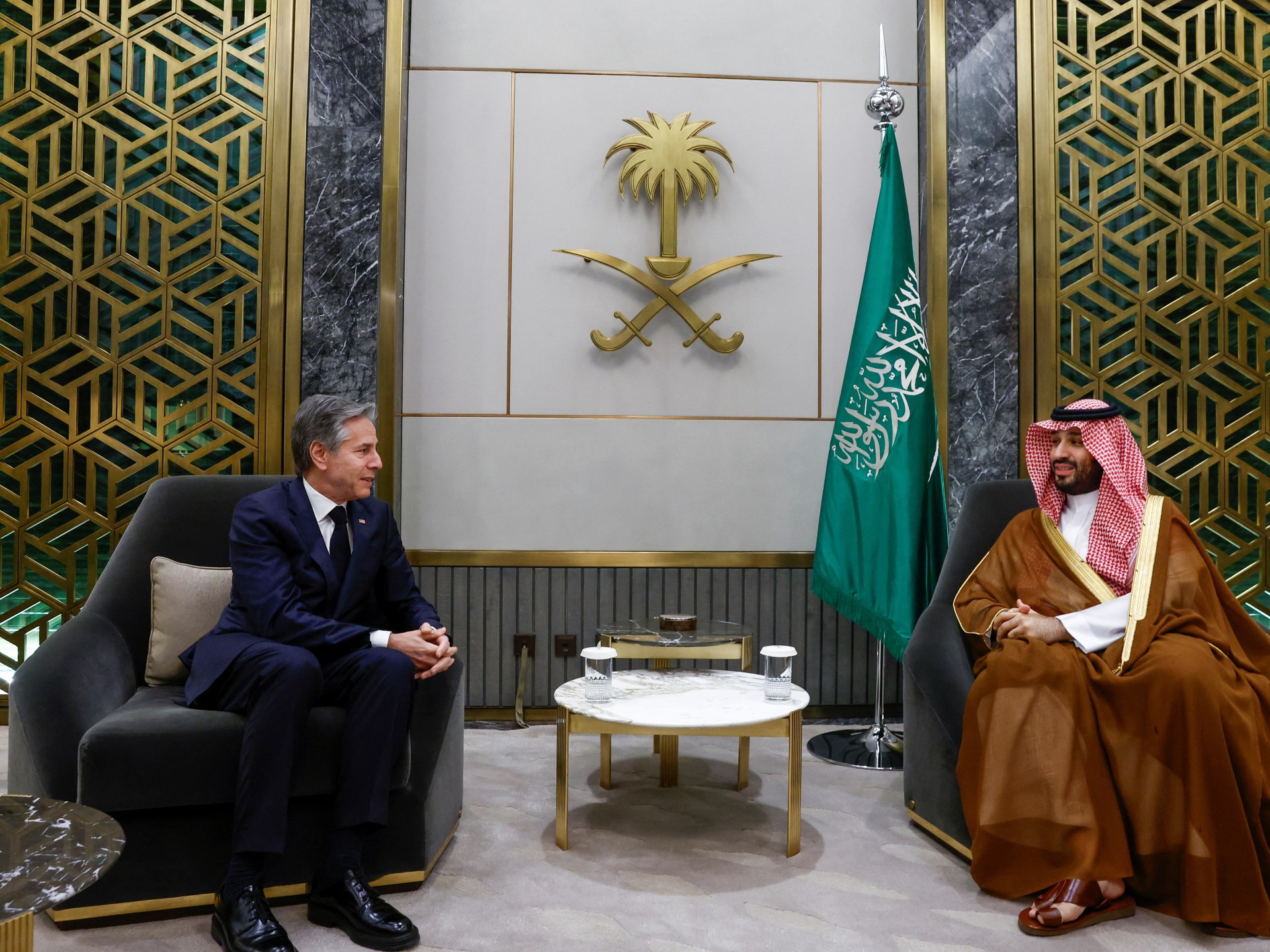 "U.S. Pushes for Ceasefire Resolution as Blinken Meets Arab Officials on Gaza Crisis"